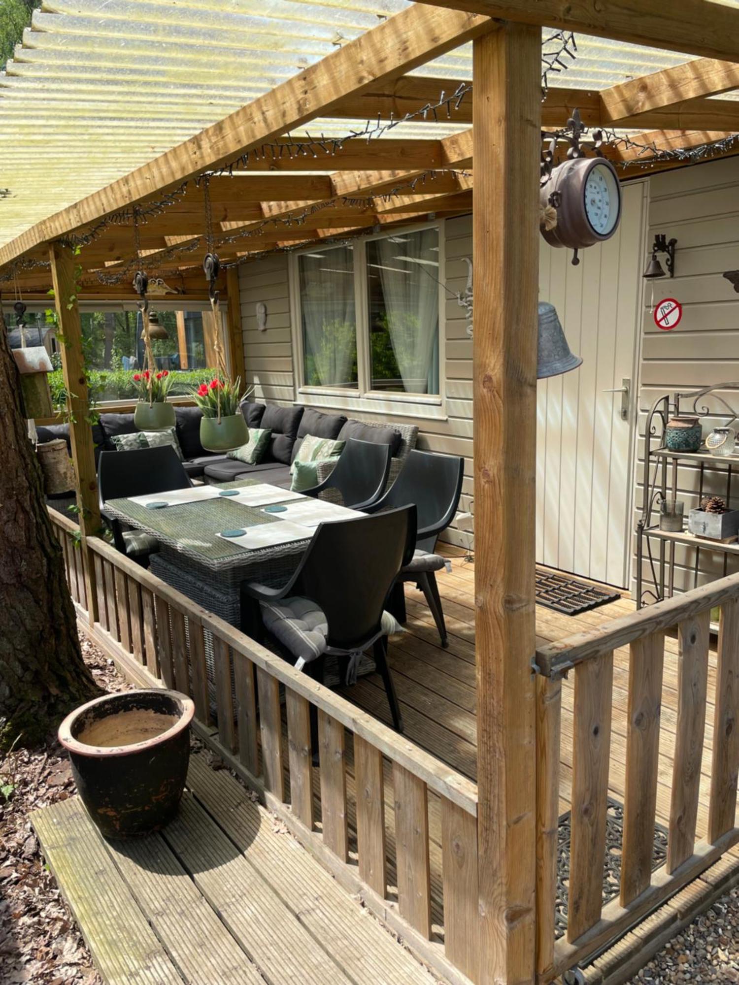 Chalet Sint-Hubertus Zutendaal Exterior photo