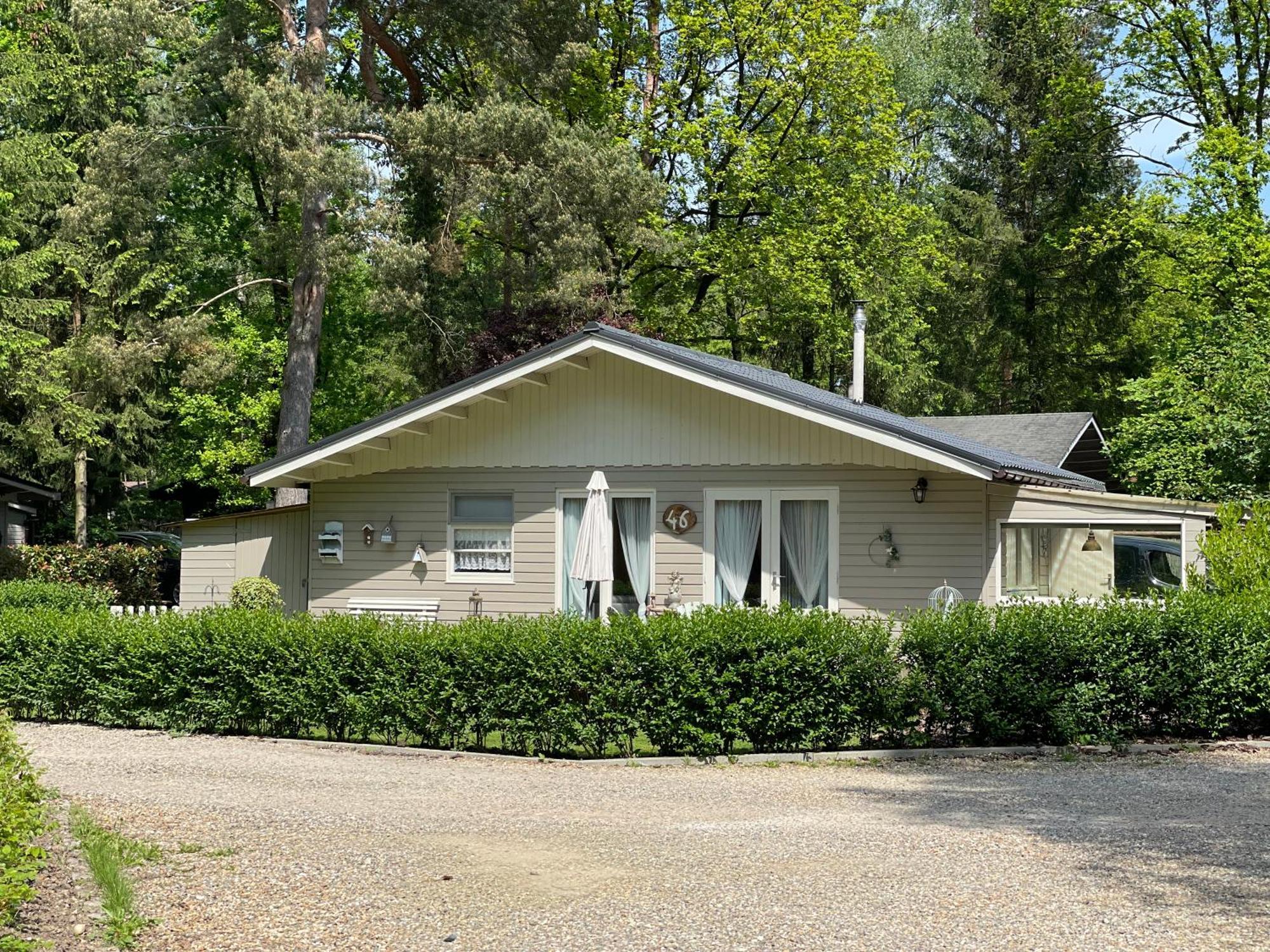 Chalet Sint-Hubertus Villa Zutendaal Exterior photo